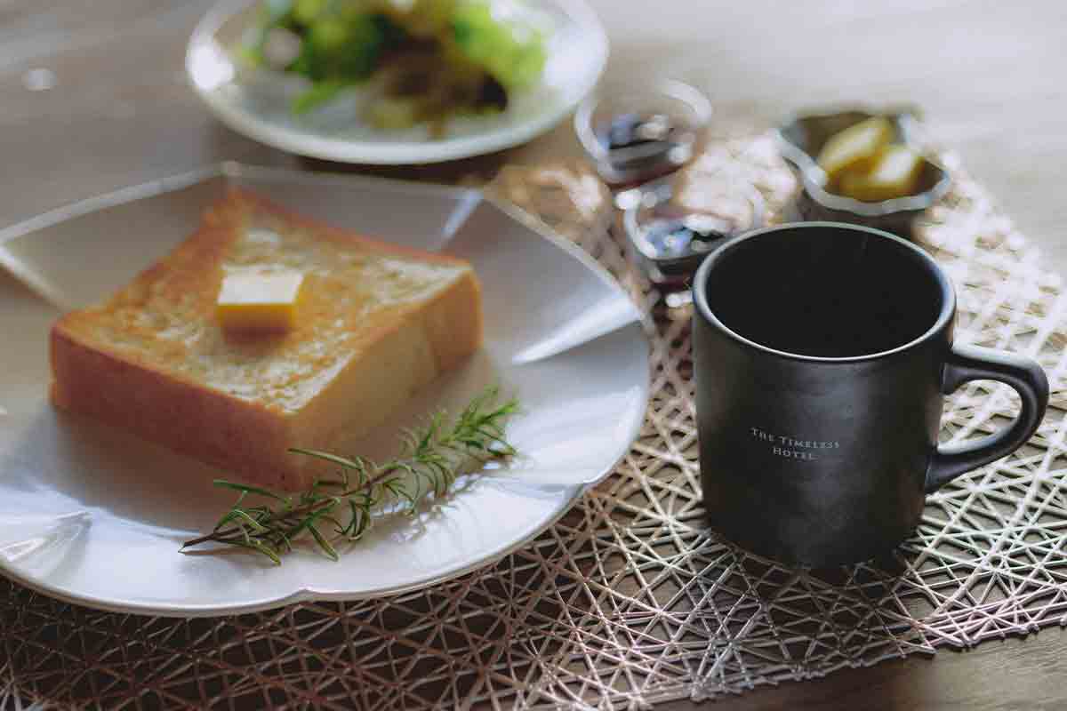 るうふ蔦之家:鉄板で焼くトーストと挽きたてのコーヒー