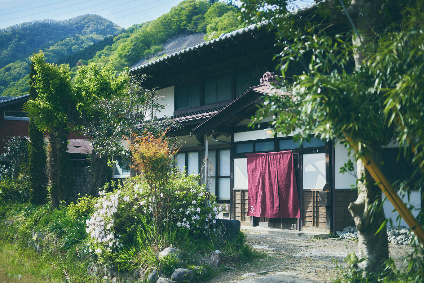 公式】一棟貸し古民家宿るうふ | THE TIMELESS HOTEL